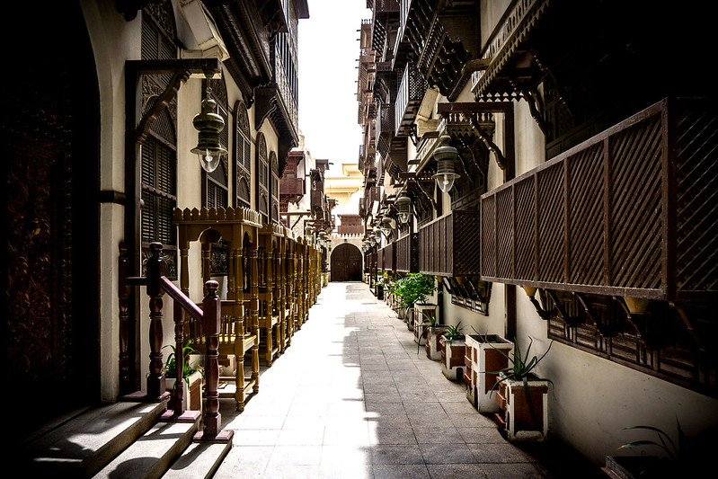 Photo of an alleyway in Al Tayebat International City