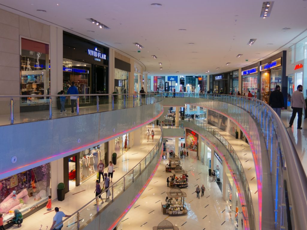Photo of the interior of Dubai Mall.