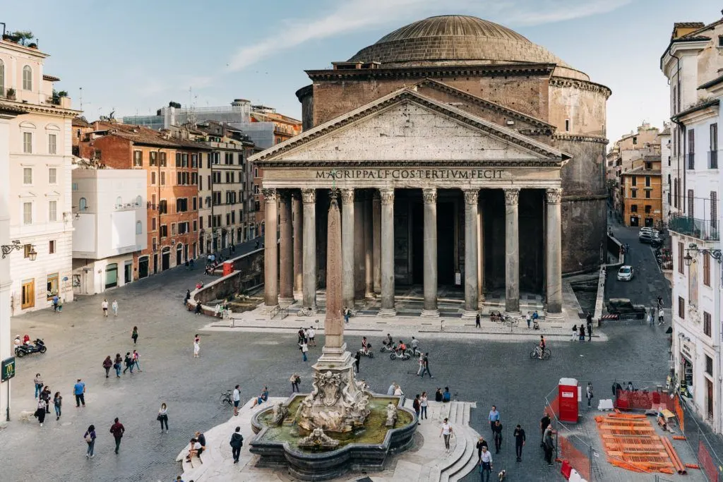 Photo of the iconic Pantheon