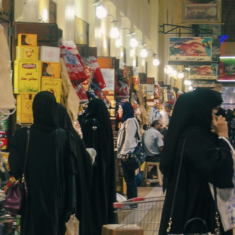 Shoppers at Souk Al Mubarakiya, Kuwait City