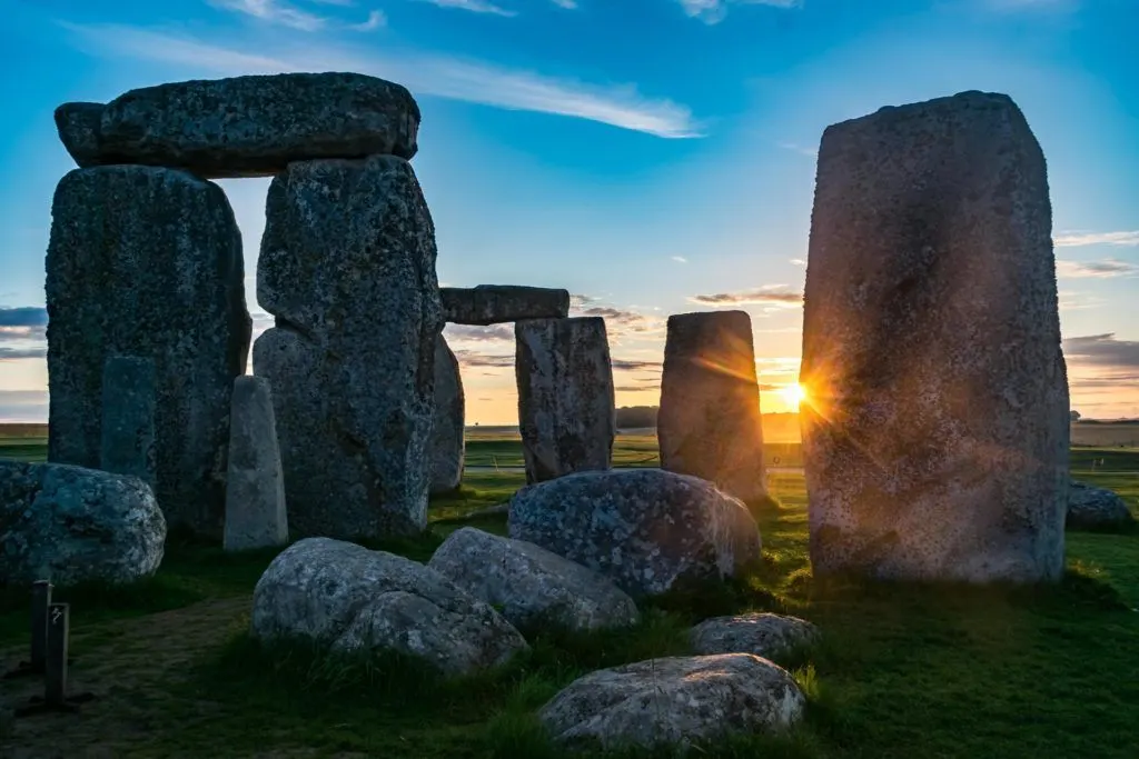 Places to include in your UK itinerary Number 9 - Stonehenge