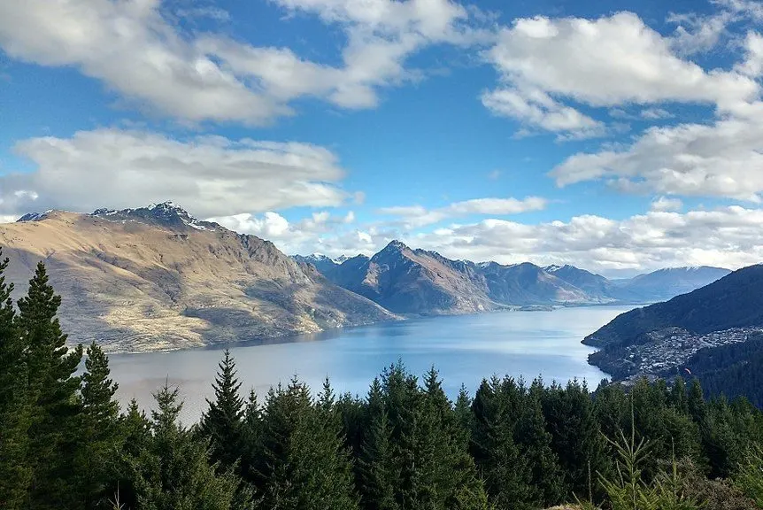 Things to do in Queenstown Number 1 - Lake Wakatipu