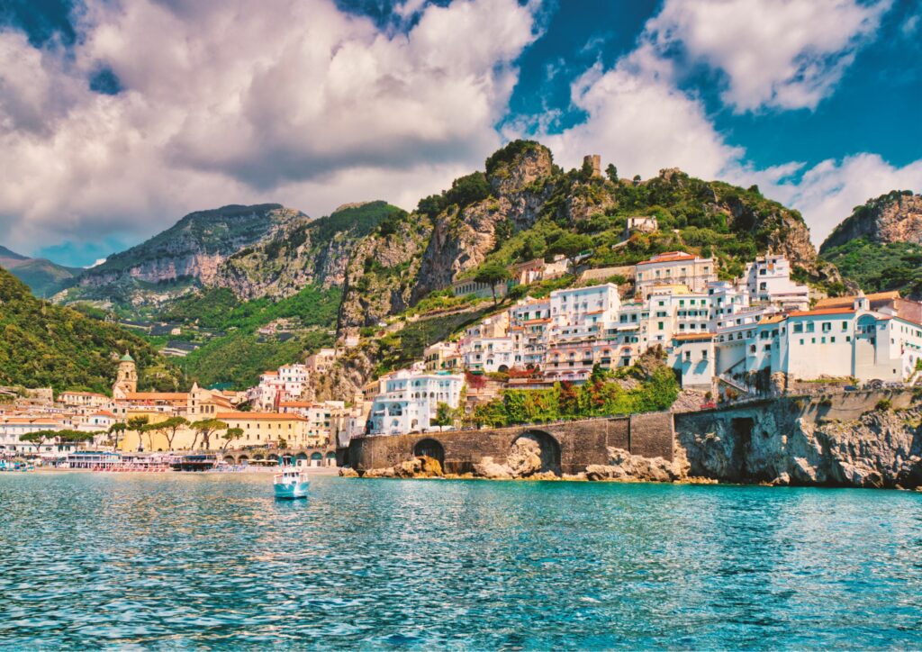 Amalfi Coast Guide (MAP & TOWNS To Visit!) -